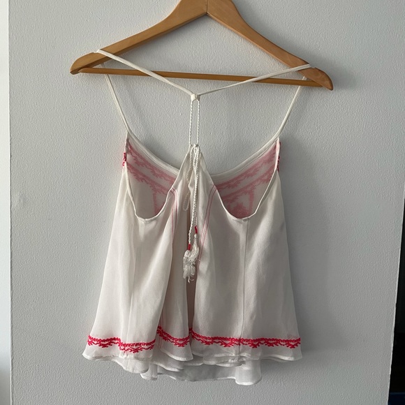 Dreamy white tank top - Picture 4 of 4